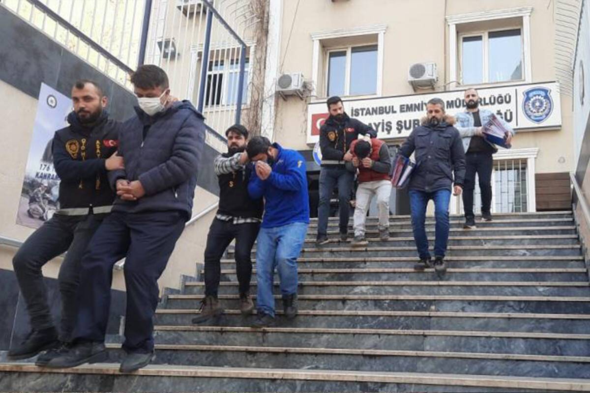 İstanbul'da 23 ayrı oto hırsızlığı yapan şahıslar yakalandı