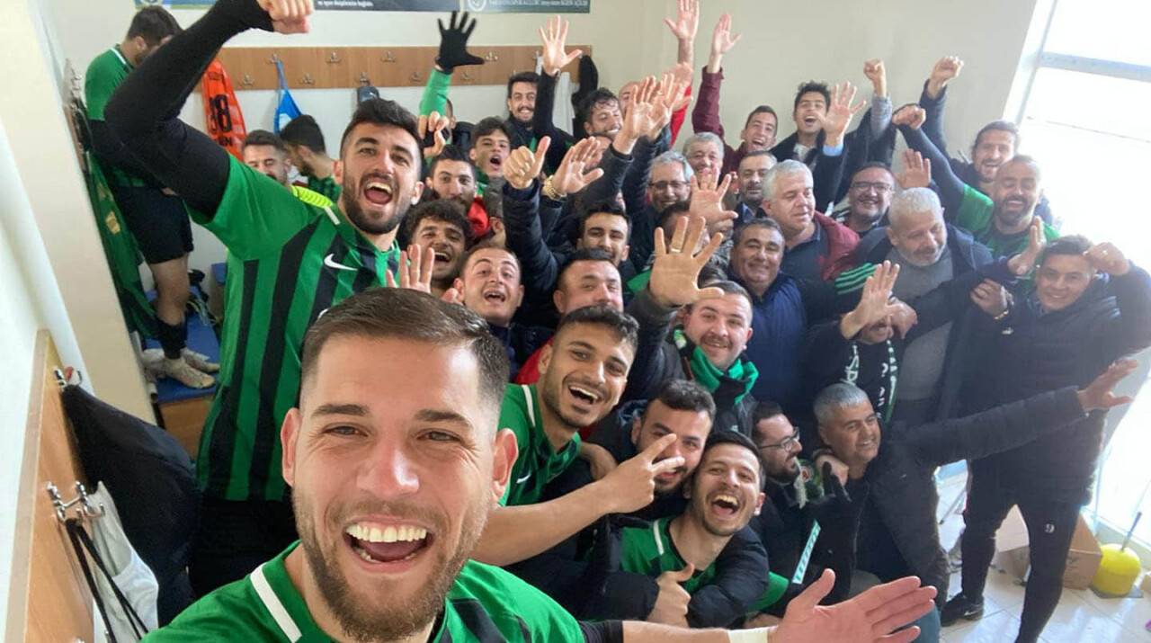 Sarayönü Belediyespor koltuğu sağlamlaştırdı