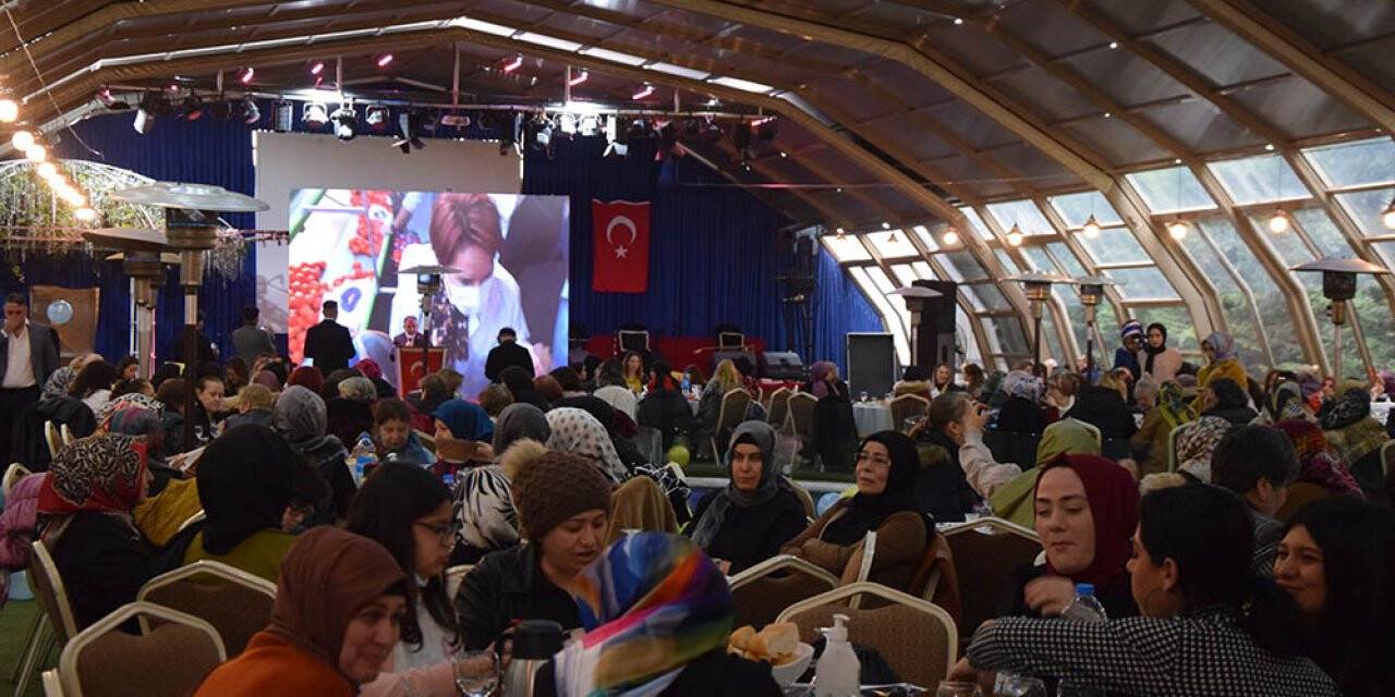 İYİ Parti’den 8 Mart Kadınlar Günü etkinliği