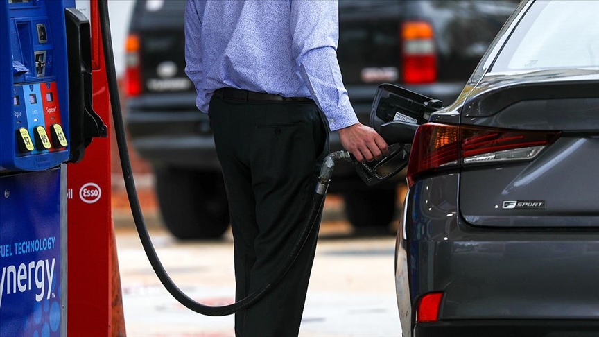 ABD'de benzin fiyatı tüm zamanların en yüksek seviyesine ulaştı