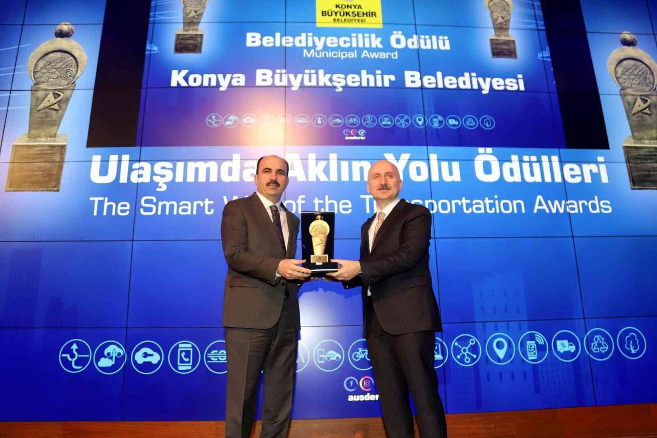 Başkan Altay: “Engelsiz Konya Mobil Uygulamamız Türkiye’ye örnek oldu”