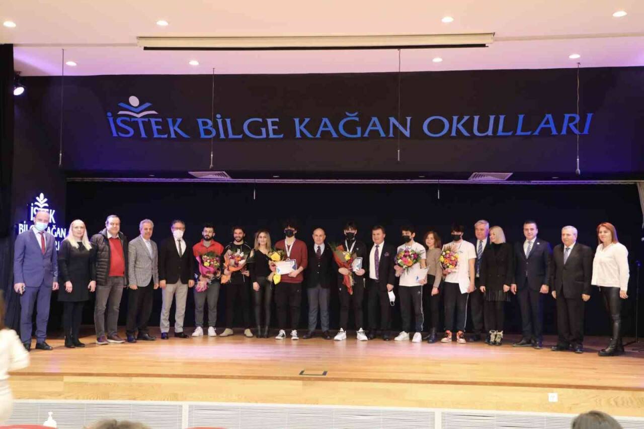 Türkiye’ye altın madalya kazandırdılar