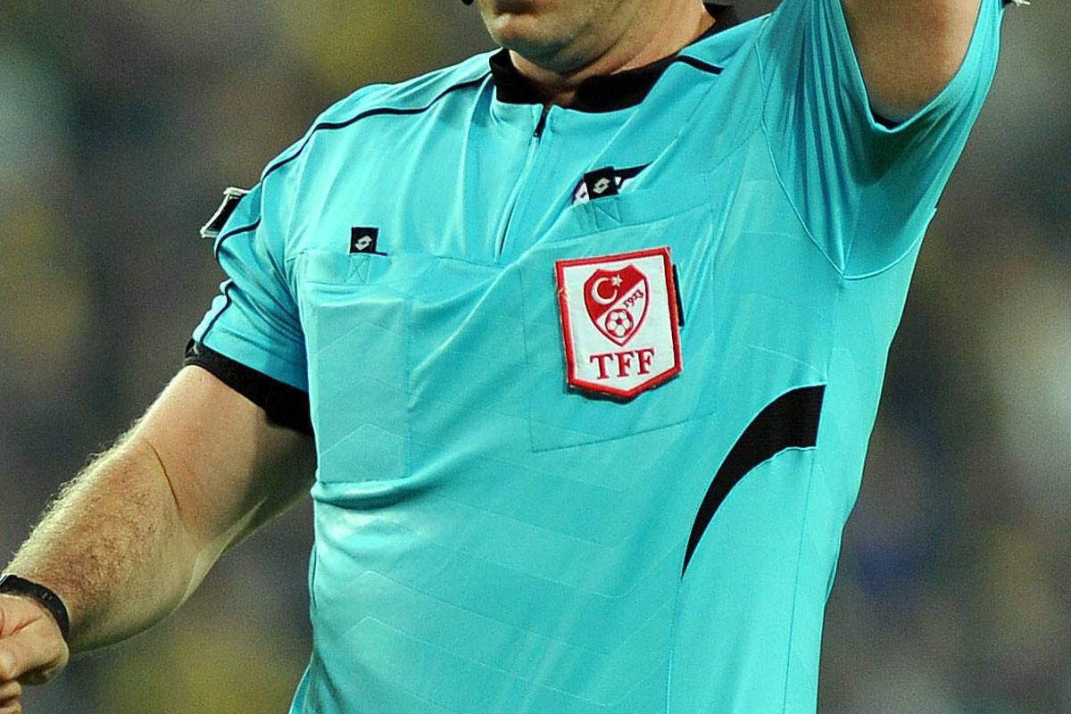 İstanbul Futbol Hakemleri Dayanışma Derneği’nden MHK’ye tepki!