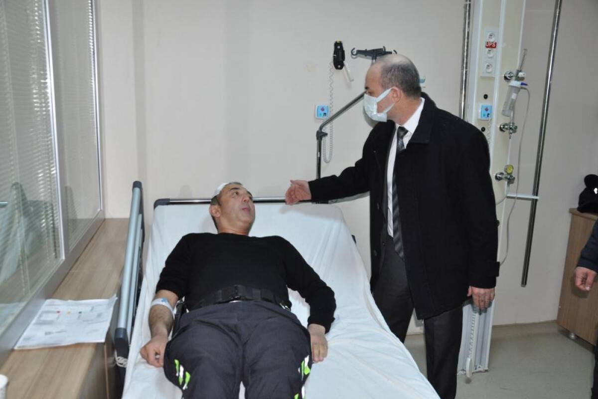 Polis 5 yaşındaki çocuğu kurtarmak için yaralandı