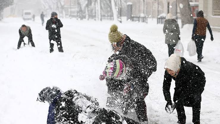 Konya'nın 16 ilçesinde kar yağışı nedeniyle uzaktan eğitim yapılacak