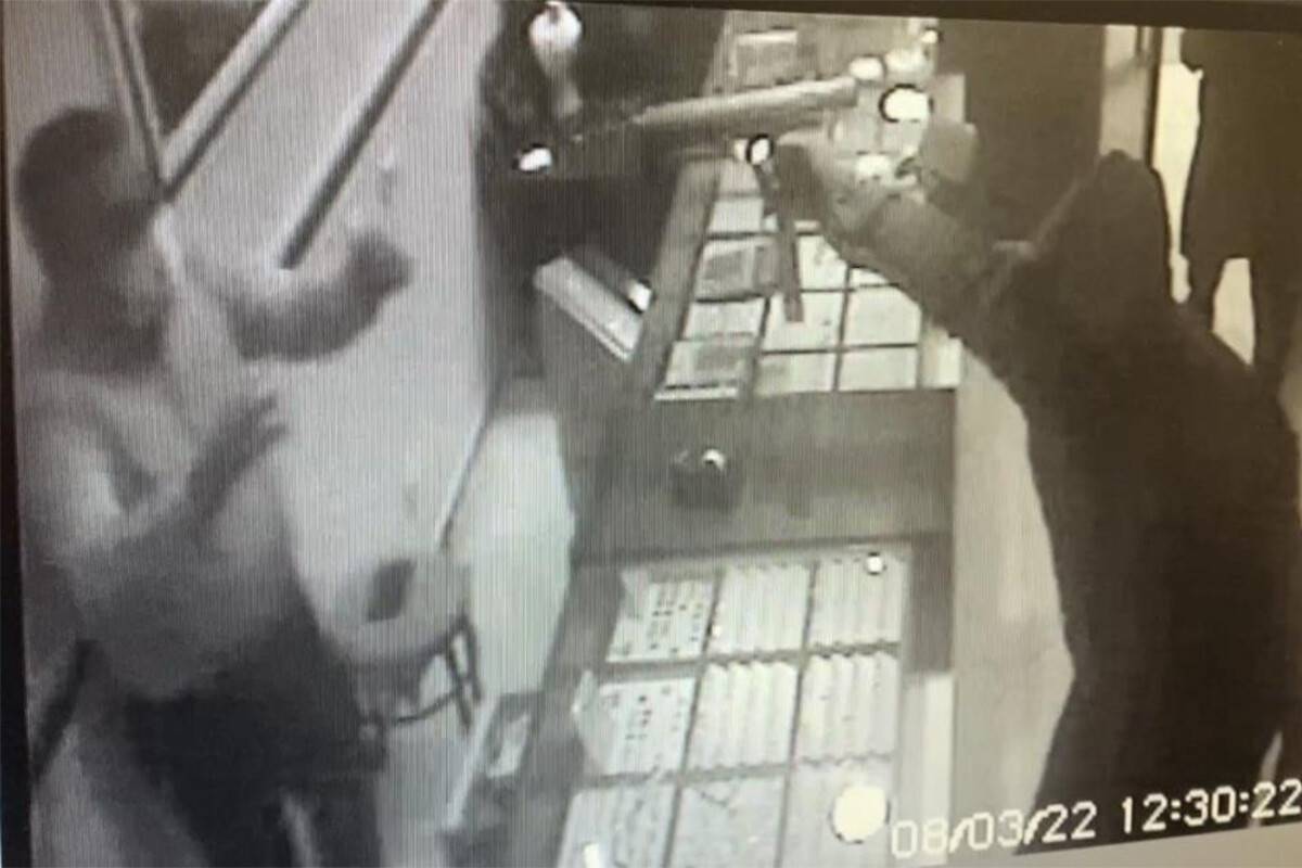 İstanbul'daki milyonluk kuyumcu soygununda 8 şüpheli yakalandı