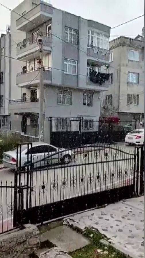 Adana’ya da kar yağdı