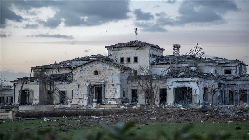 Erbil'e füze saldırılarında Erbilli iş insanının evi  hasar gördü