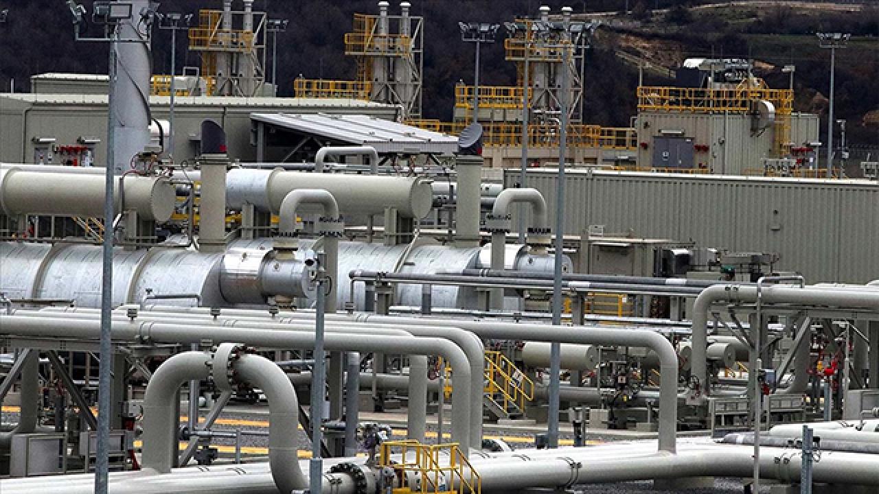 Avrupa'da doğal gaz fiyatları yüzde 12 düştü