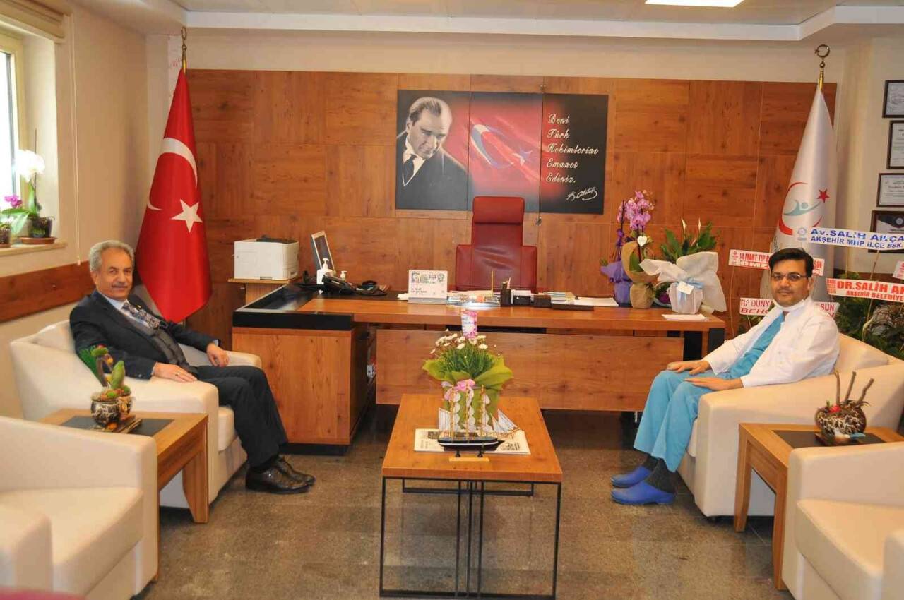 Başkan Akkaya sağlık çalışanlarının Tıp Bayramı'nı kutladı