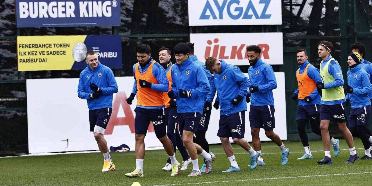 Fenerbahçe’de Konyaspor hazırlıkları başladı