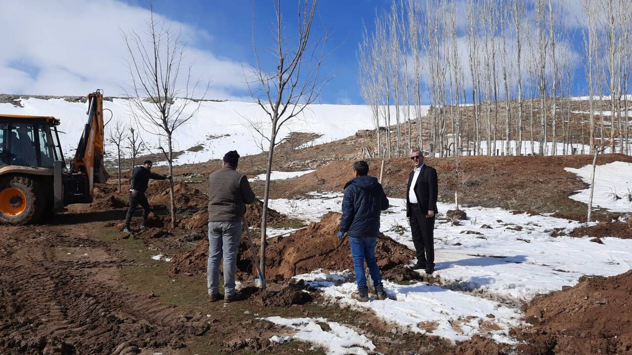 Yunak'ta "Yeşil Şehirler Huzurlu Nesiller Projesi"