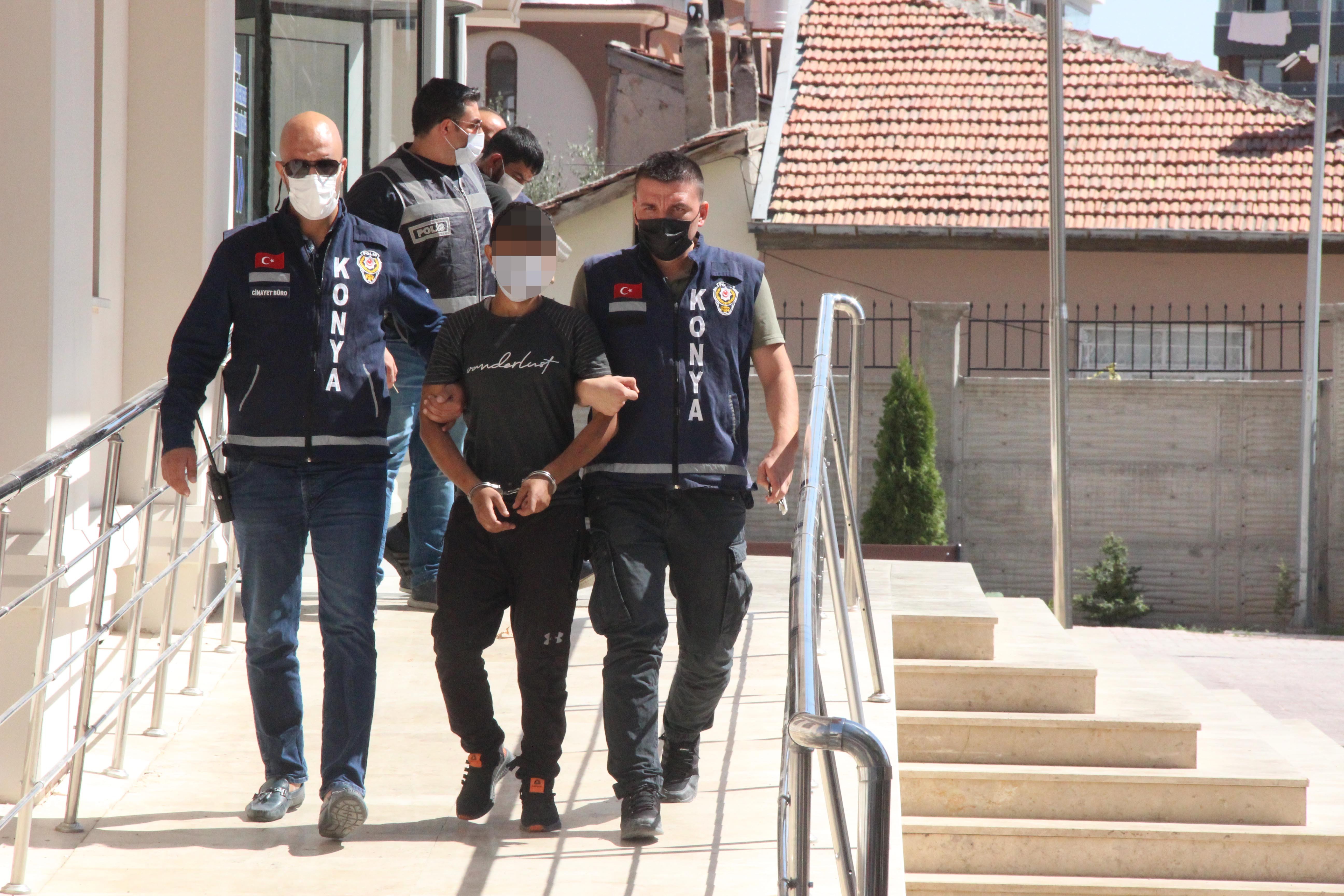 Konya'da 1 kişinin öldüğü, 5 kişinin yaralandığı silahlı kavganın sanıkları hakim karşısında