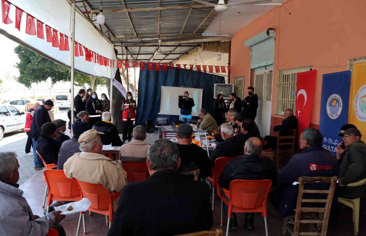 Kahvehanede kadına yönelik şiddetle mücadeleyi anlattılar