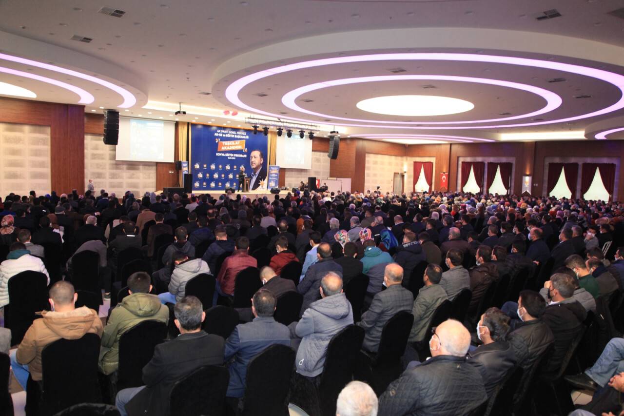 AK Parti Teşkilatları'nda heyecan devam ediyor