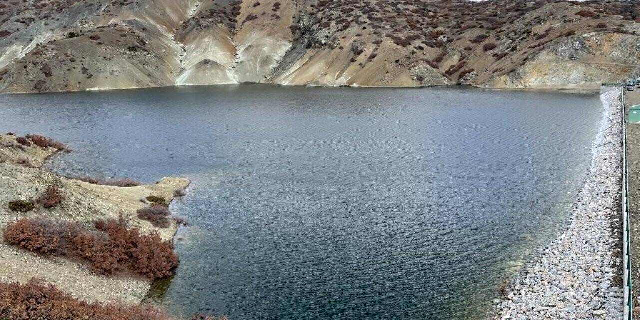 Su taşıyarak göletlerini yüzde 100 doldurdular