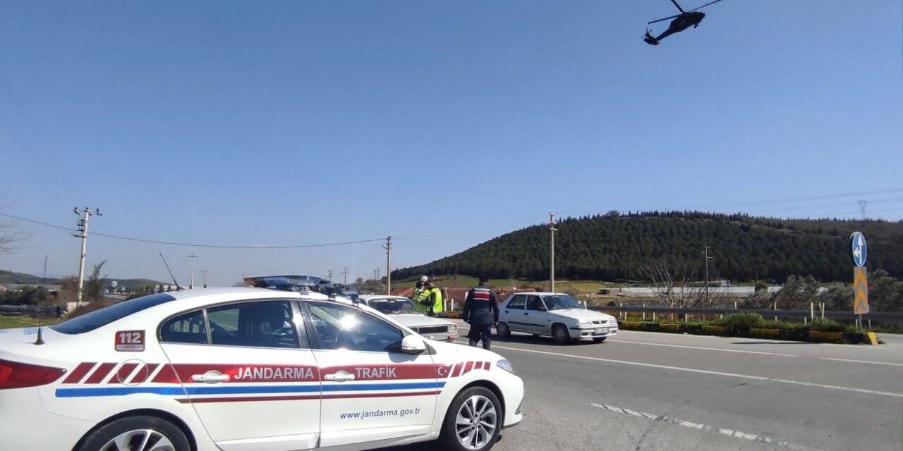 İzmir’de kurallara uymayan sürücülere, havadan ceza yağdı