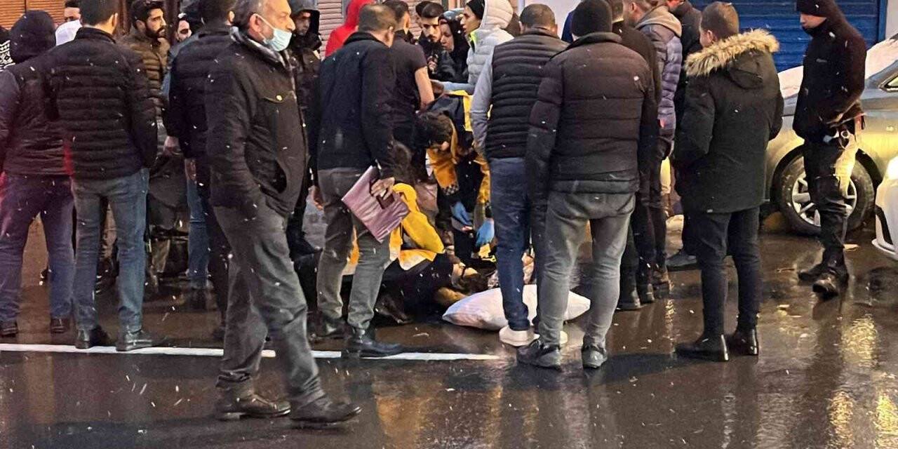 Kıskançlık krizine giren adam eşini darp etti