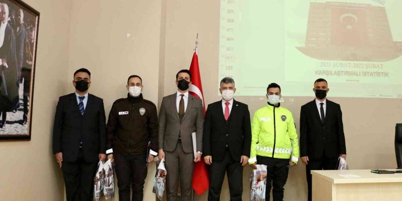 Yozgat’ta başarılı bekçi ve polisler ödüllendirildi