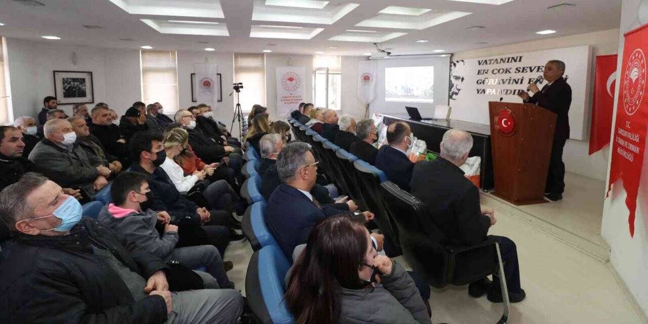 Tekkeköy’de üreticilere 6 ton silajlık mısır tohumu dağıtıldı