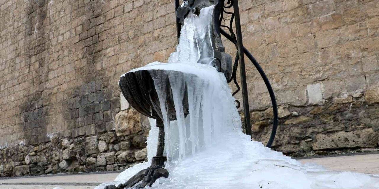 Sivas baharda kışı yaşıyor