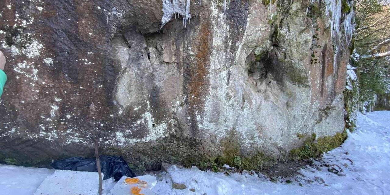 2 bin yıllık tarihi yol anıtını paramparça ettiler