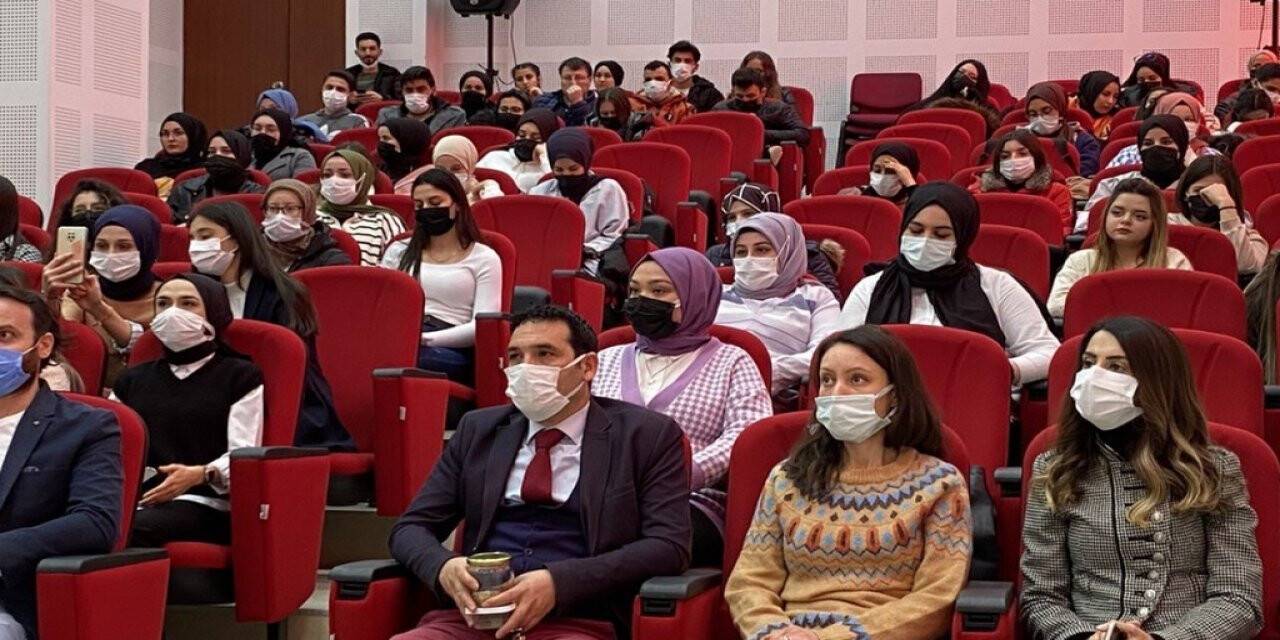 Emet MYO’da, “Dünya Sosyal Hizmet Günü” isimli konferans