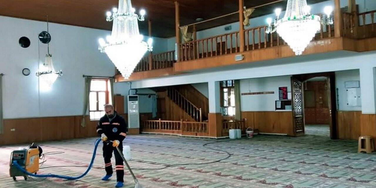 Akdeniz’de ibadethaneler aralıksız temizleniyor