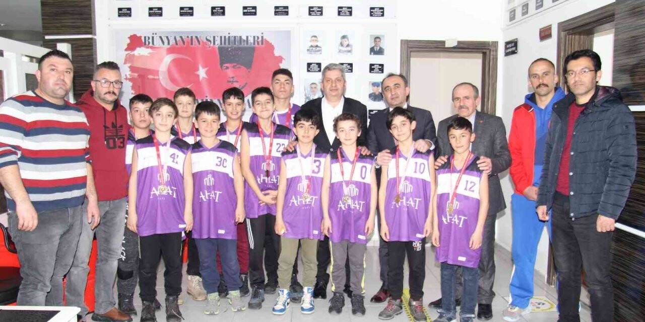 Bünyan’da yapılan spor yatırımları meyvelerini vermeye başladı