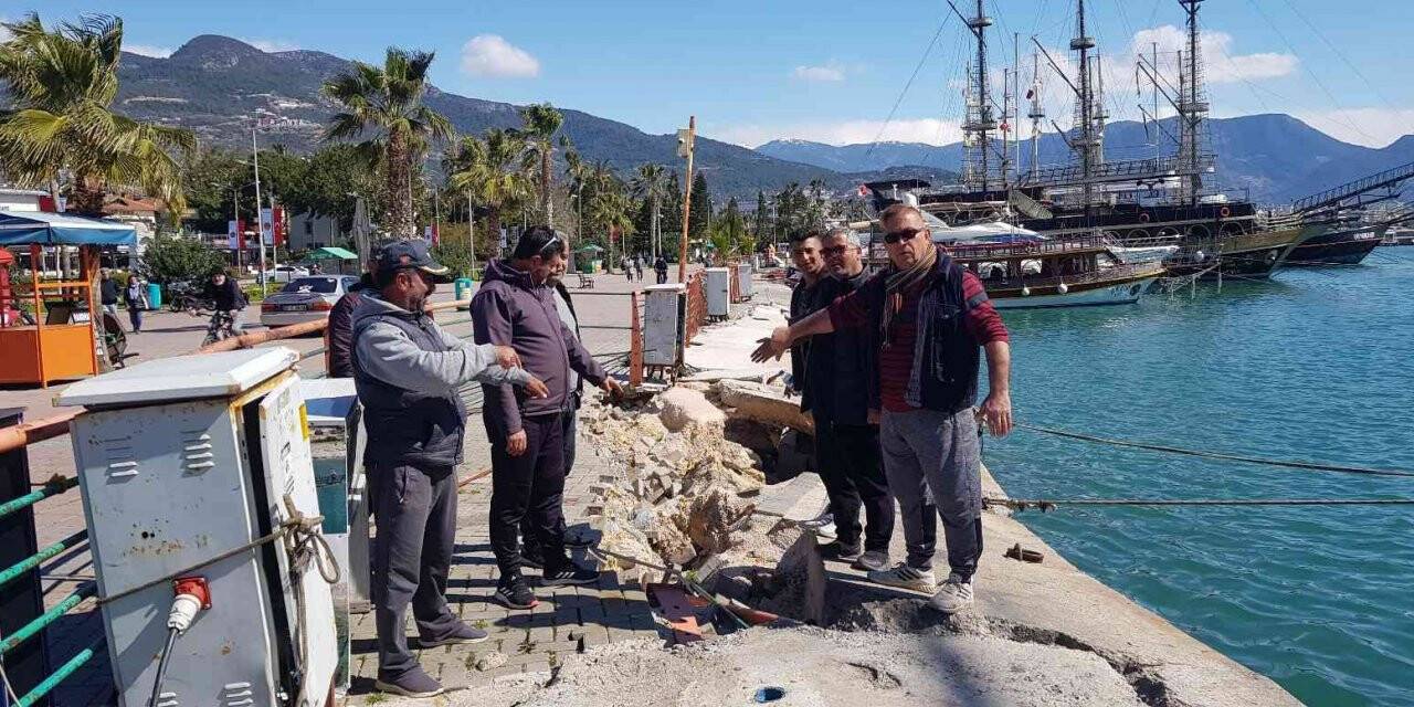 Alanya’da teknecilerin ’çöken iskele’ isyanı