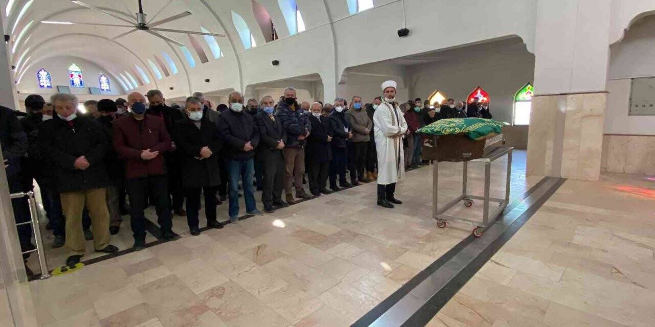 Saatler sonra cenazesini buldular, son yolculuğuna uğurlandı