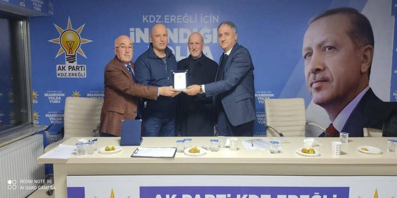 Başkan Bozkurt’tan teşekkür plaketi