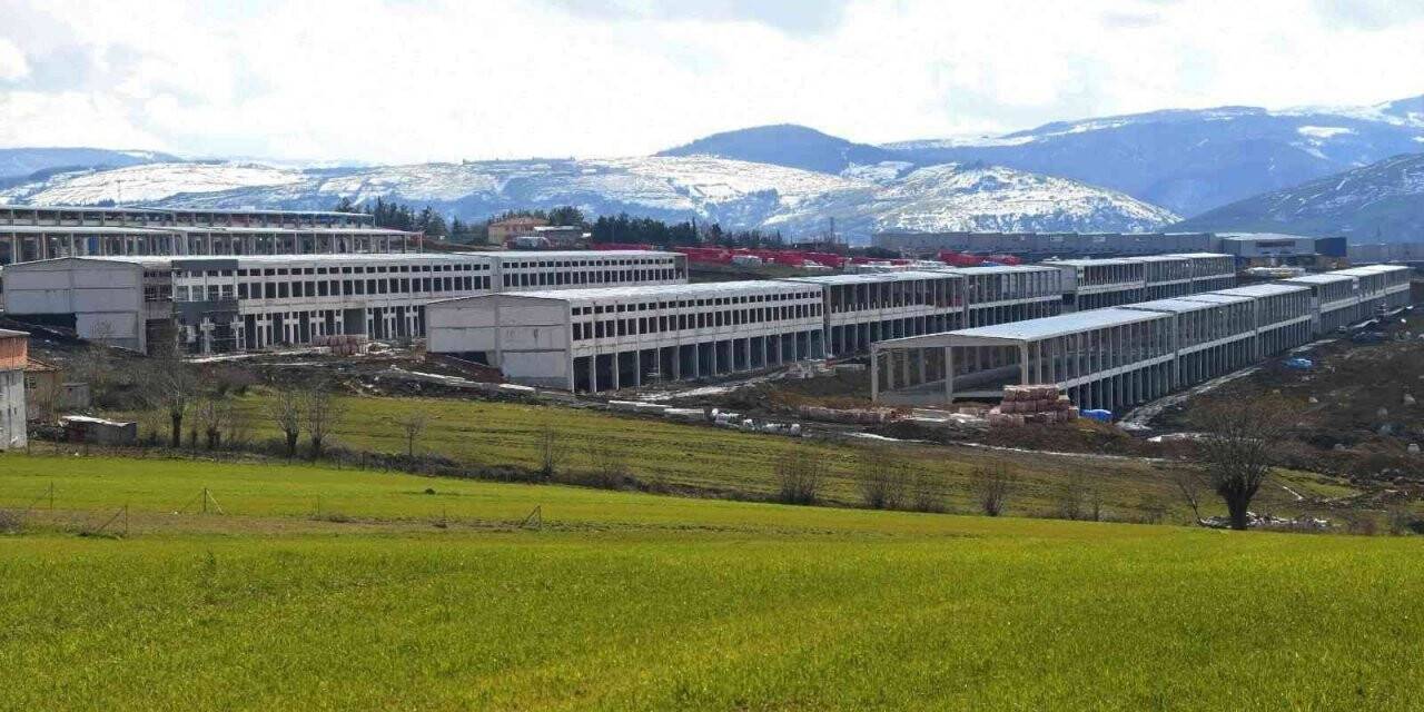 Toybelen Sanayi Sitesi’nin yüzde 33’ü bitti