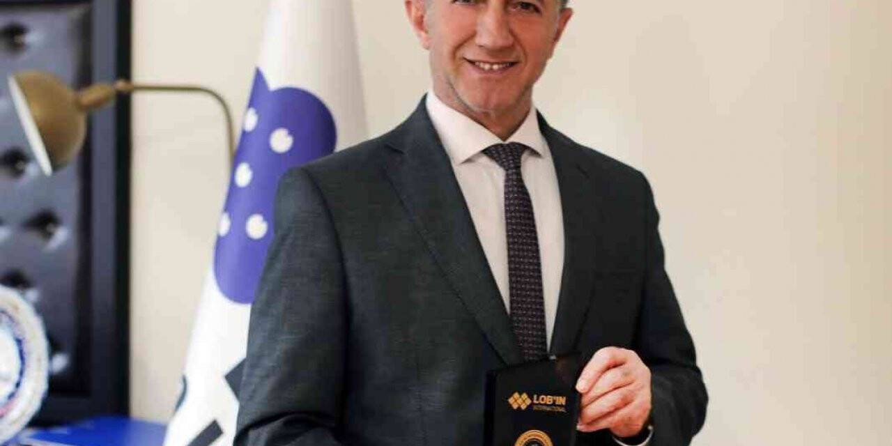 İhlas Koleji’ne ‘Eğitimde Kalite Ödülü’