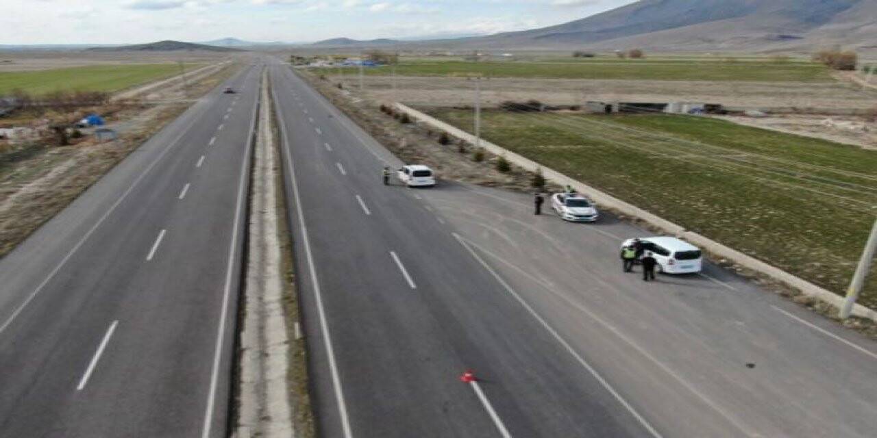 Jandarmadan drone ile trafik denetimi