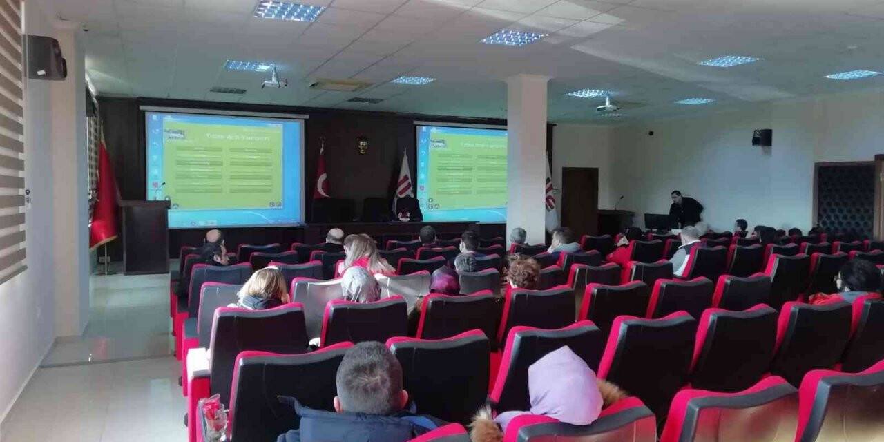 Sağlıkçılar meslekleri için yabancı dil öğreniyor