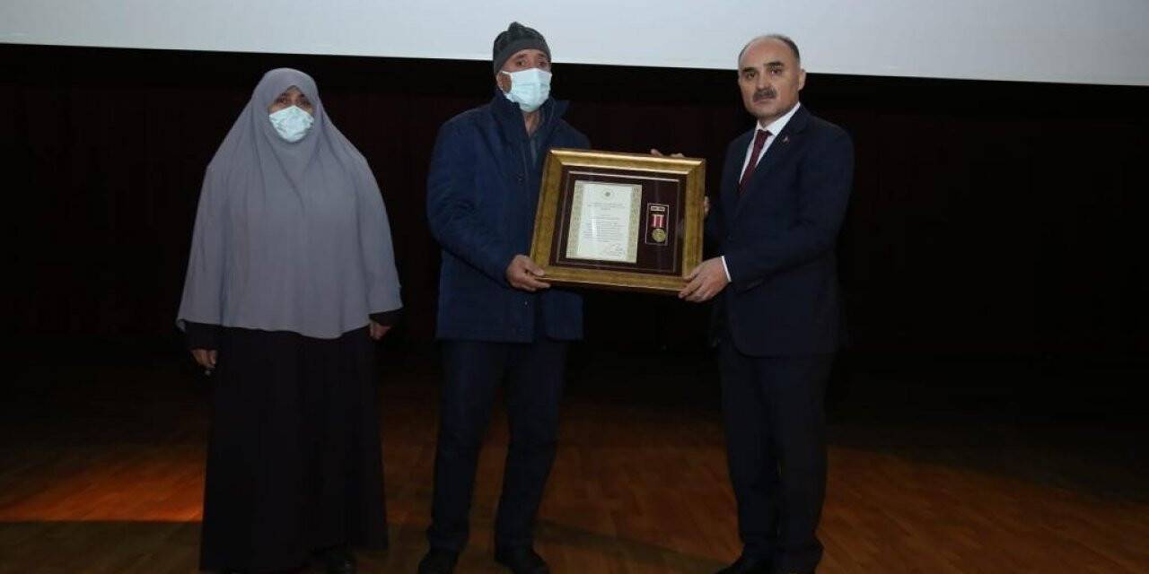 Devlet Övünç Madalyaları sahiplerini buldu