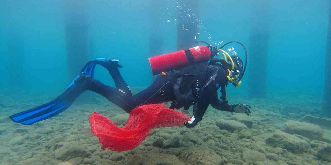 Deniz dibi ter temiz oldu