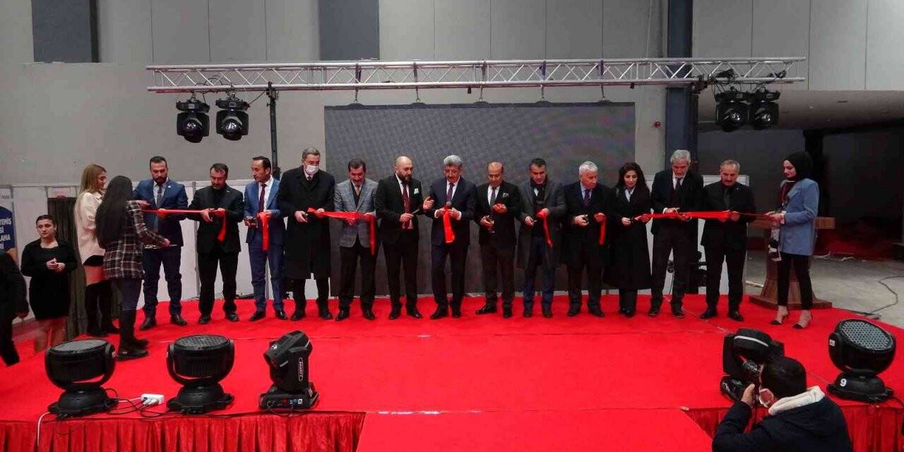 Van Mobilya ve Evlilik Hazırlıkları Fuarı kapılarını açtı