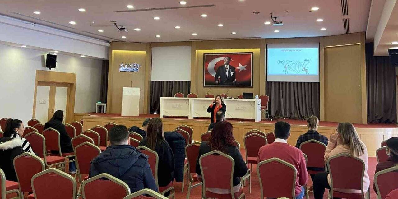 KUTO üyelerine iletişim becerileri eğitimi