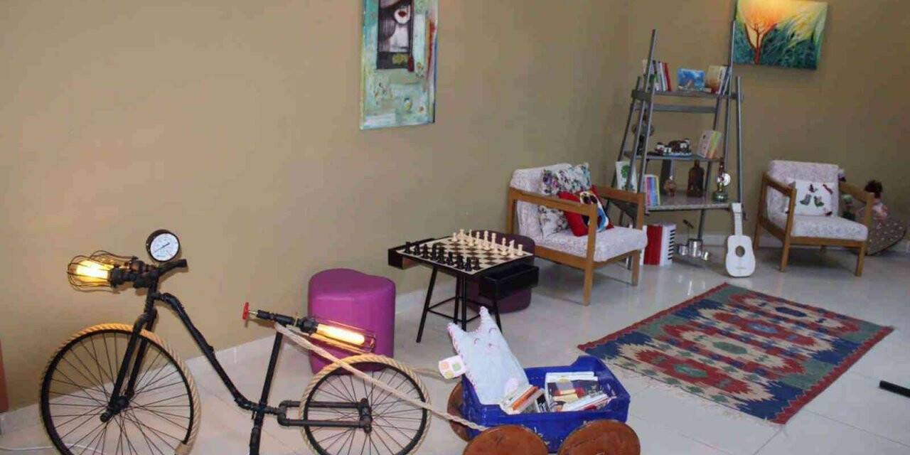 Çorlu Halk Eğitimi Merkezi’ne geri dönüşüm kütüphanesi açıldı