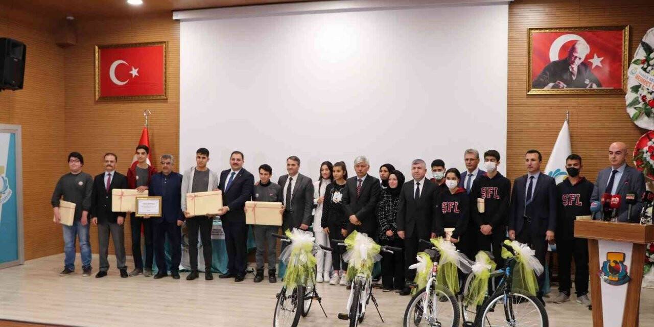 Şanlıurfa’da bilgi yarışmasının kazananı belli oldu