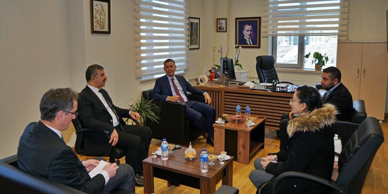 Libya Büyükelçiliği Akademik Ataşesi Ezzeddin A Aarbı’dan ÇAKÜ’yü ziyaret