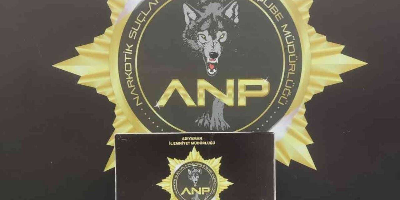 Uyuşturucu sevkiyatı yapan 2 kişi gözaltına alındı
