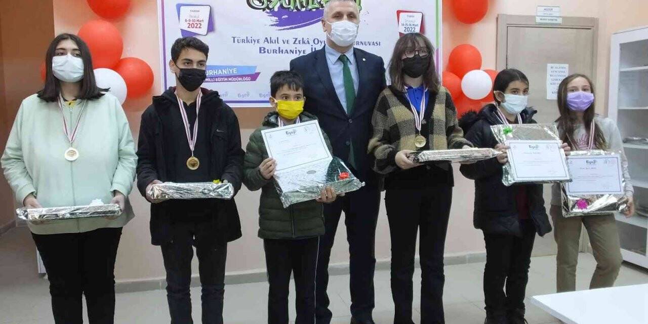 Balıkesir’de öğrencilere zeka ödülü