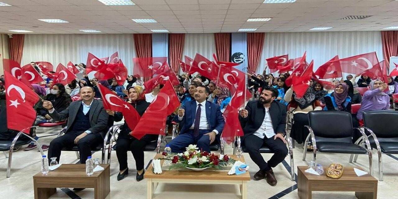 Osmaniye’de "Bir Diriliş Destanı Çanakkale" programı