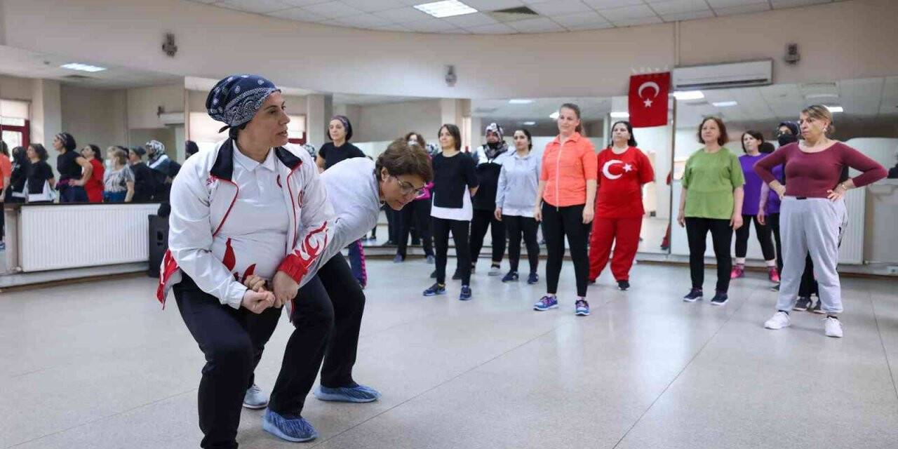 Bucalı kadınlar savunma sanatı öğreniyor