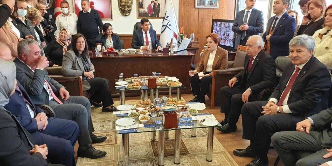 Başkan Özcan, İYİ Parti Genel Başkanı Akşener’i ağırladı