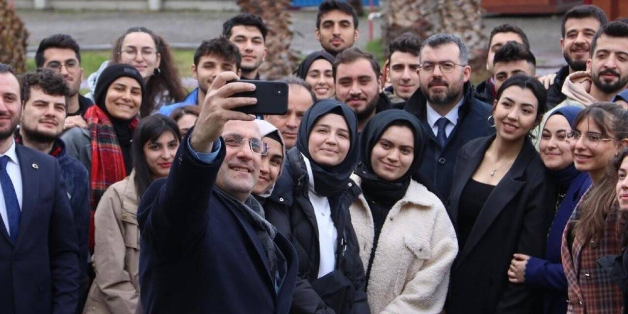 Başkan Ekim gençlerle buluştu