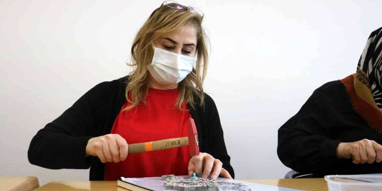 Sivas’ta kadınlar filografi ile stres atıyor